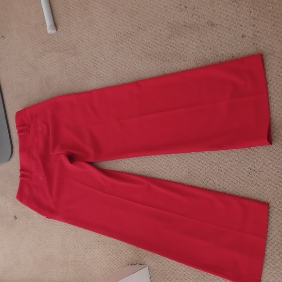Limited Cassidy Fit Red Holiday or any occasion pant size 2 Like New - Picture 6 of 7